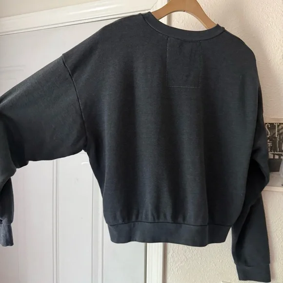 AVIATOR NATION charcoal grey heart patch crew boxy cropped oversized sweater - Picture 6 of 8